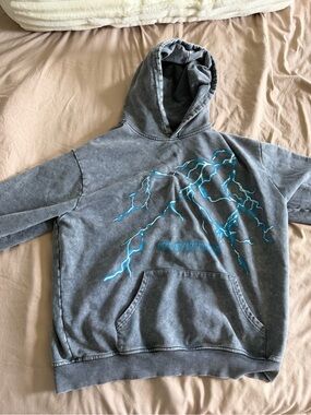 Aelfric Eden Washed Gray Pullover Hoodie with Blue Brand Tag